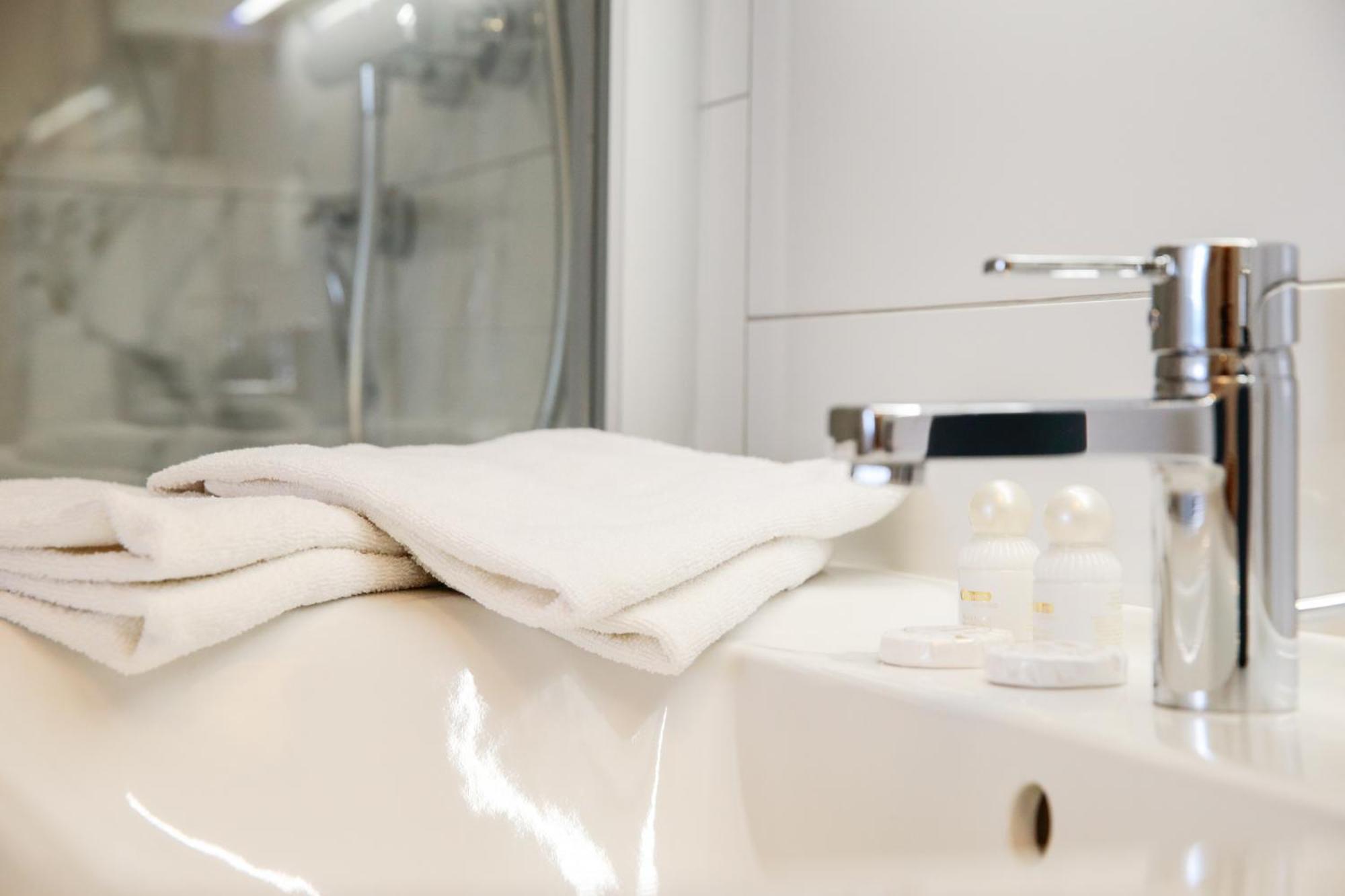 Dompanorama Der Weisse Pfau Apartment Fuer 2-4Pers ชไปยา ภายนอก รูปภาพ